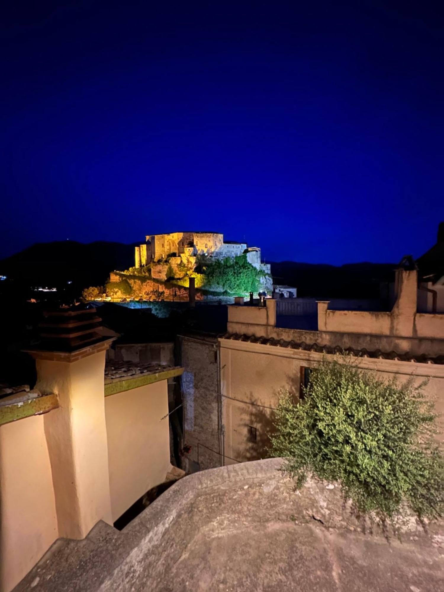 Holiday home Vicolo Santa Maria- Nel Centro Storico. *